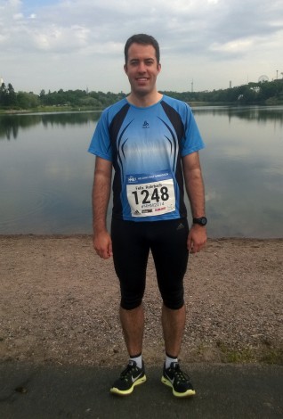 Before the race, already sweating due to the high humidity...